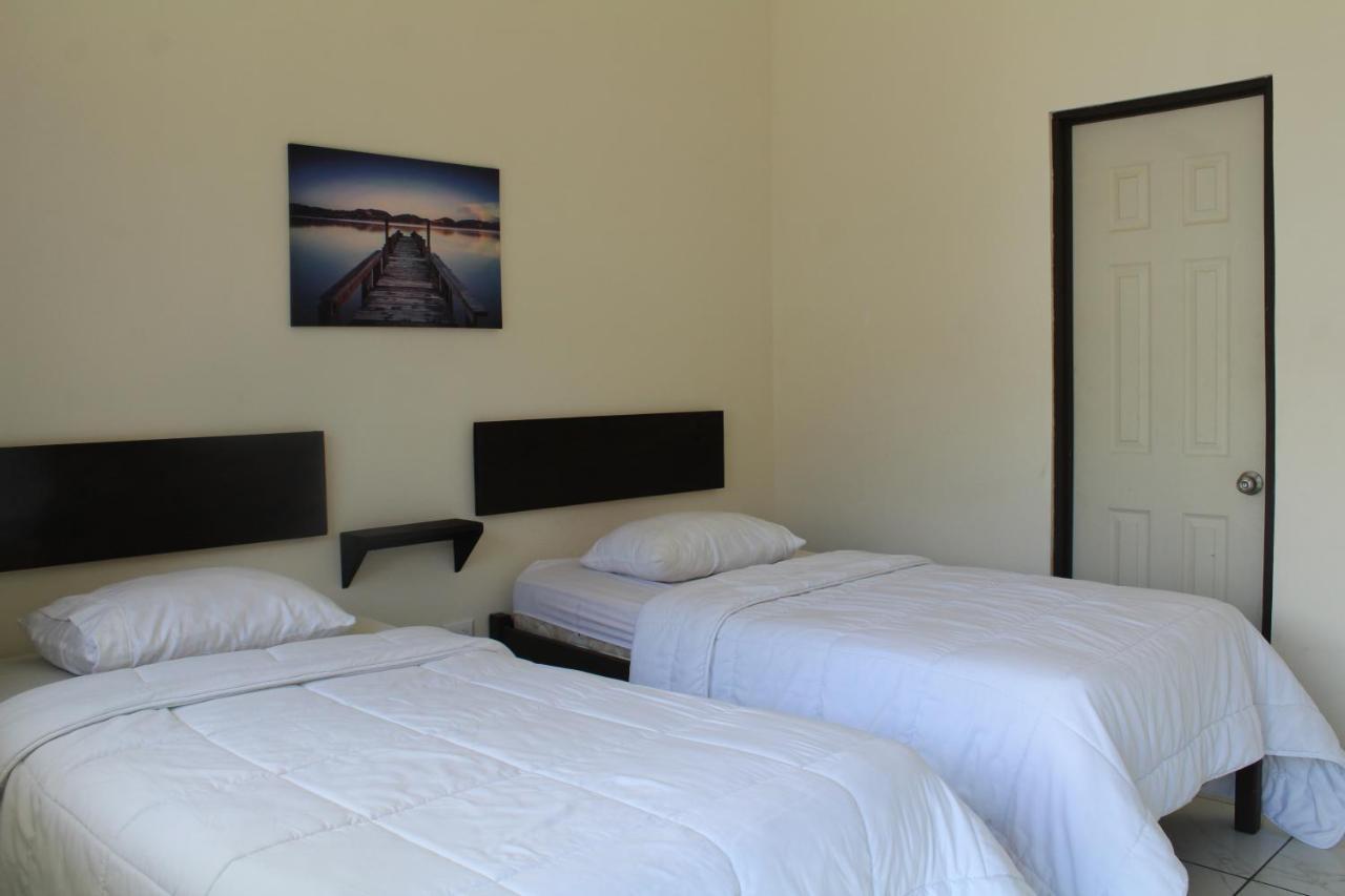 Hotel Canas Bagian luar foto