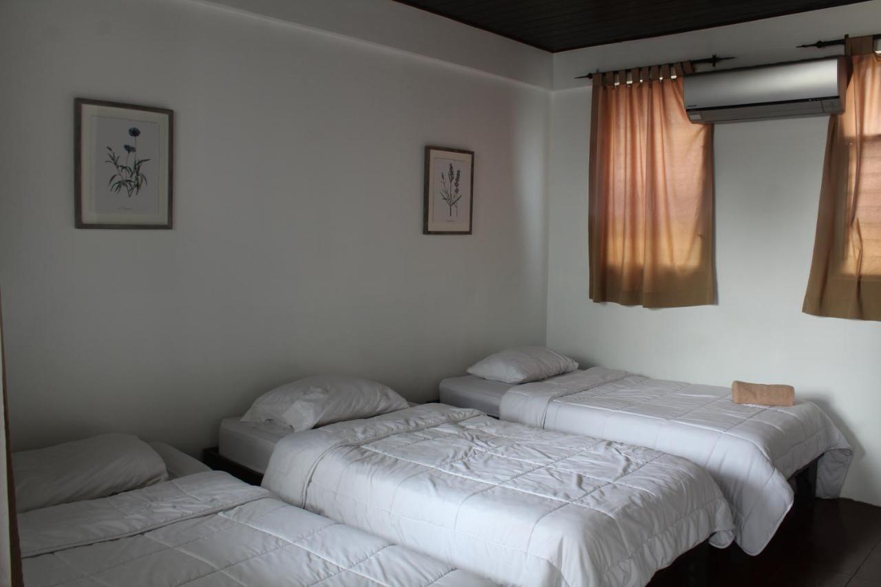 Hotel Canas Bagian luar foto