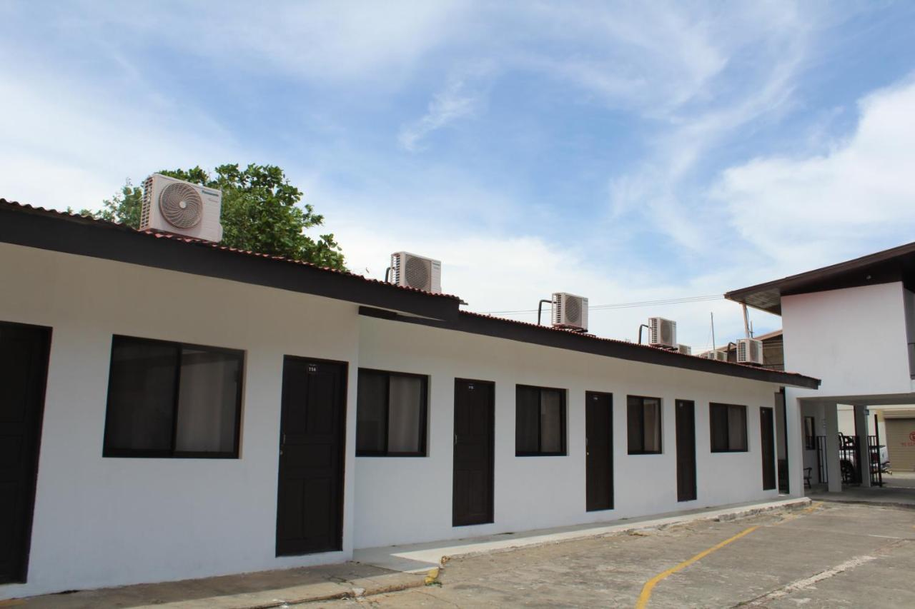 Hotel Canas Bagian luar foto
