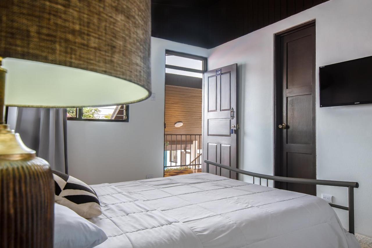 Hotel Canas Bagian luar foto